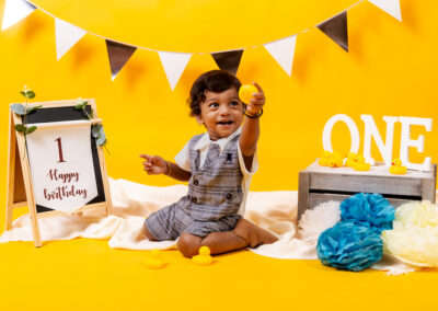 1 year old boy portrait ss2 PJ studio