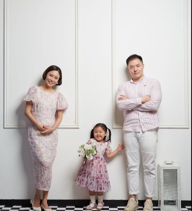 Family Photoshoot At Bandar Sunway Studio
