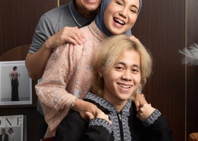 Family Portrait Brown background At Bandar Sunway Studio